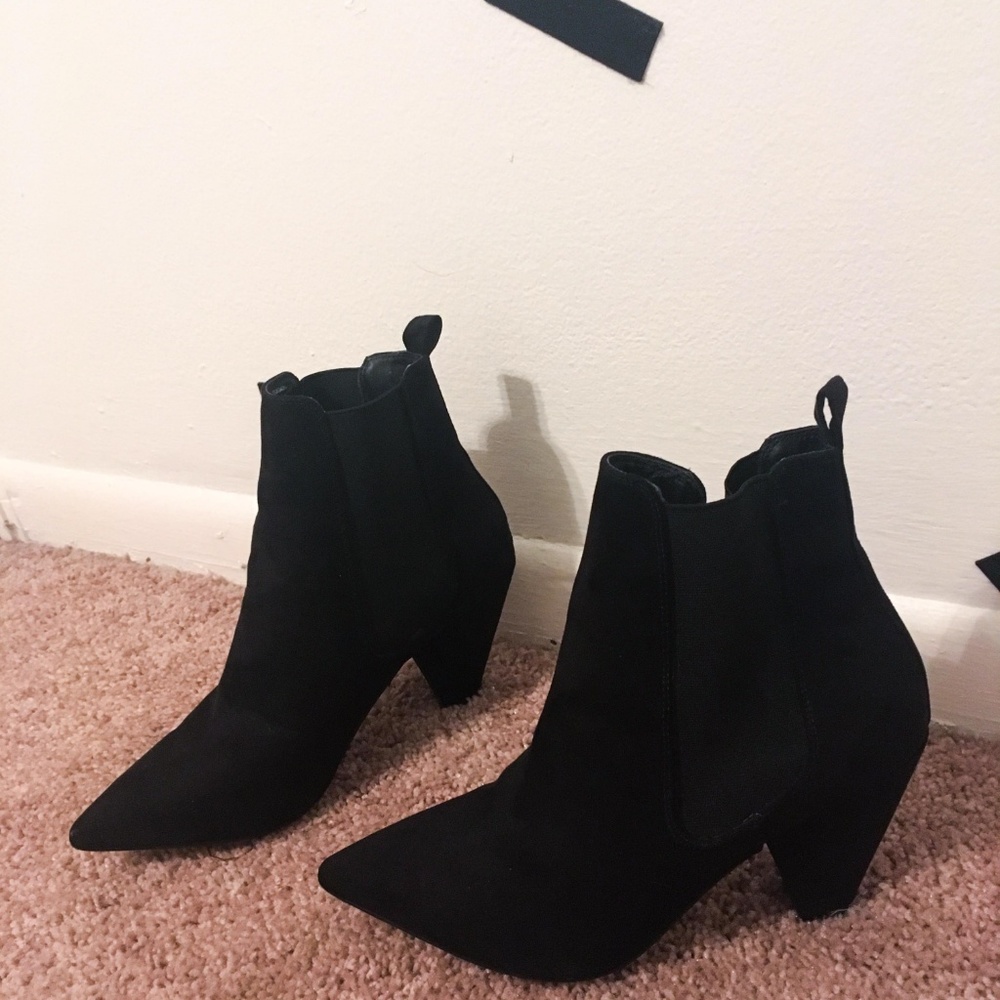 ASOS Chelsea Boots